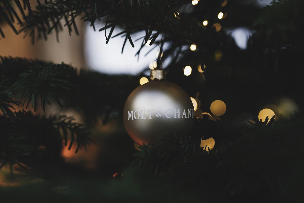 Moët&Chandon Christmas ball