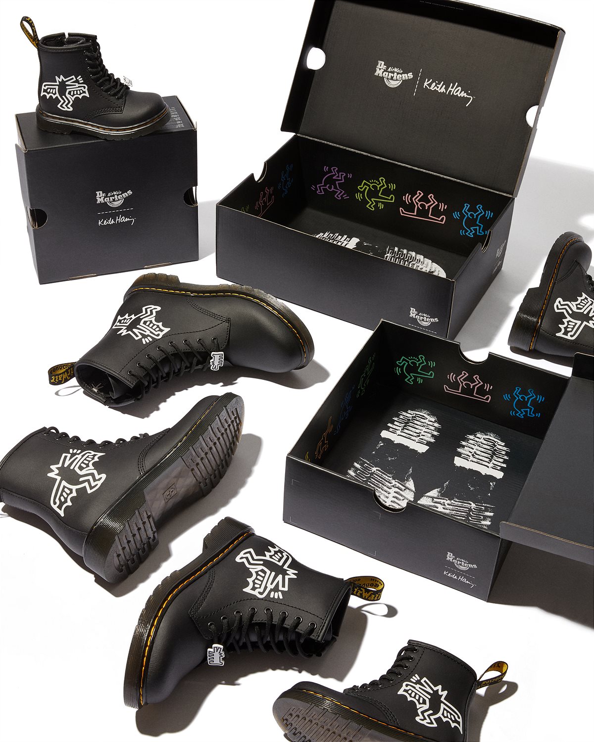 HUMANIC Dr. Martens x Keith Haring Sujet 01