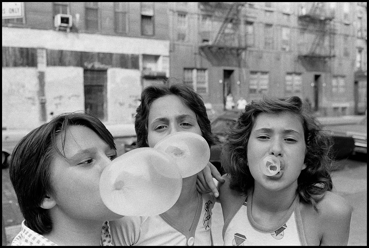 Carol, JoJo and Lisa hanging out on Mott Street. Little Italy, New York City, USA, 1976