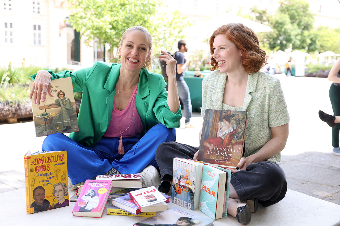 Lilian Klebow und Teresa Vogl