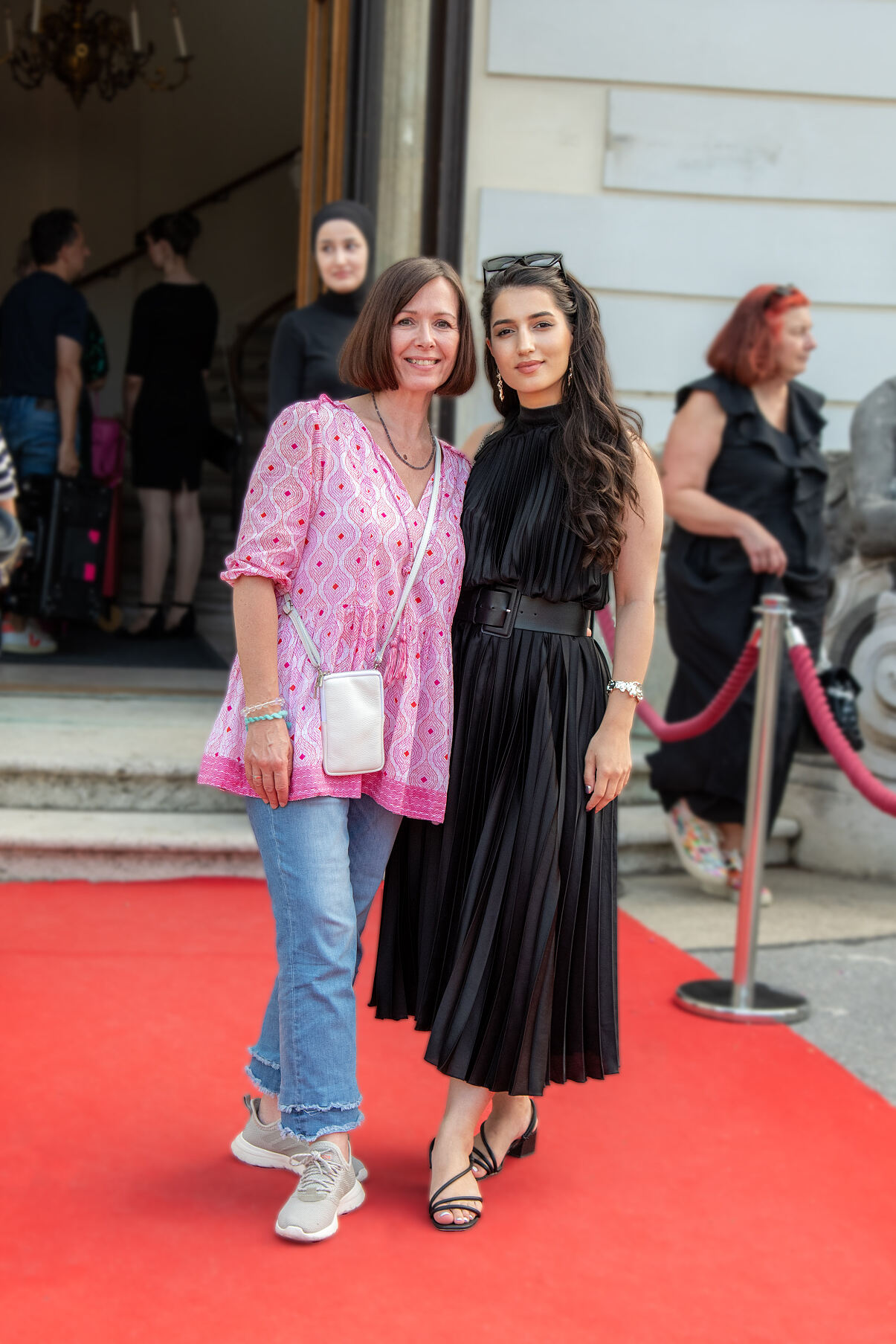 Maria Rudel und Aylin Sophia Sari