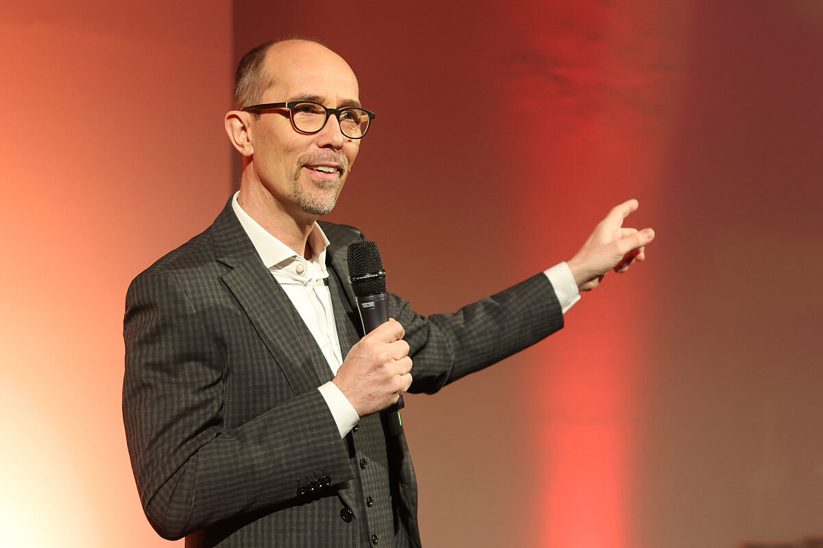 Dr. Bernd Hufnagl