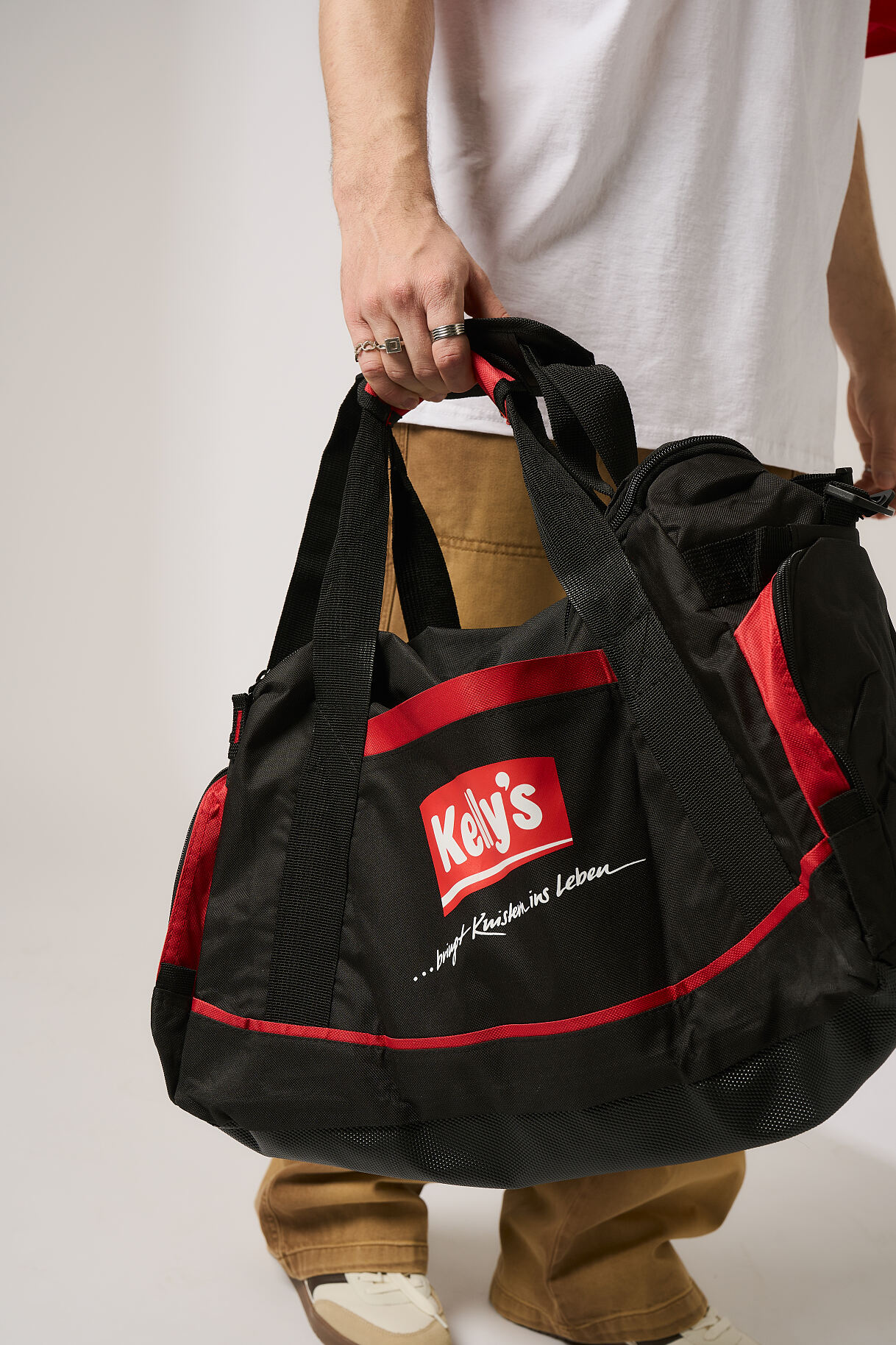 Kelly Merch Artikel