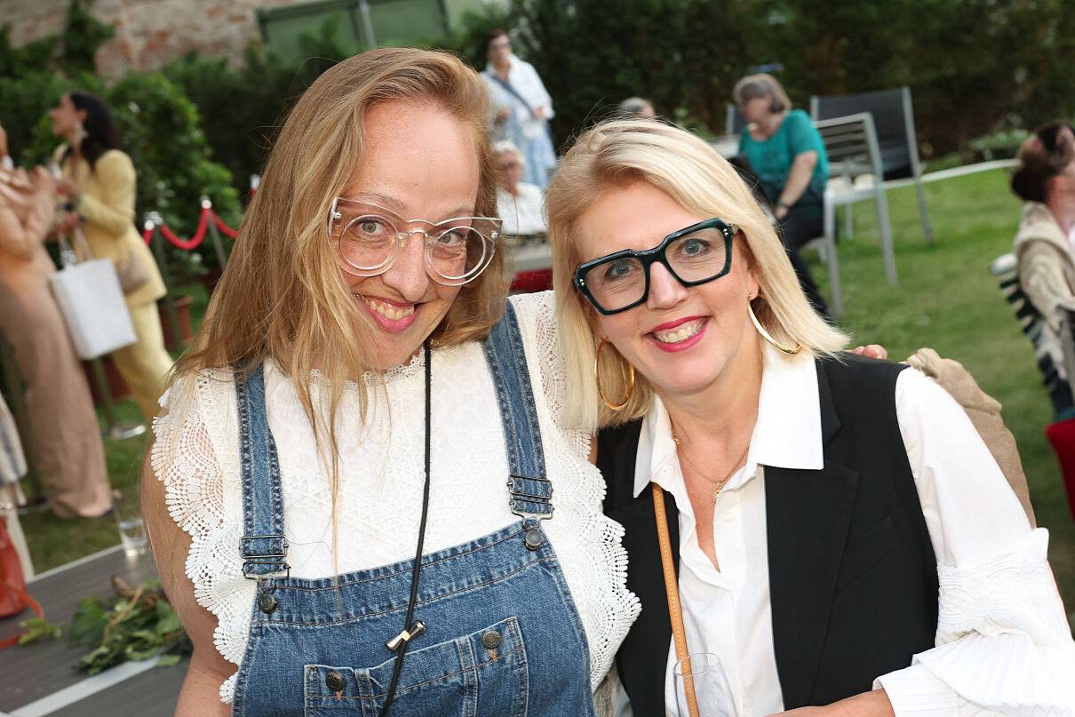 Nunu Kaller und Liane Seitz