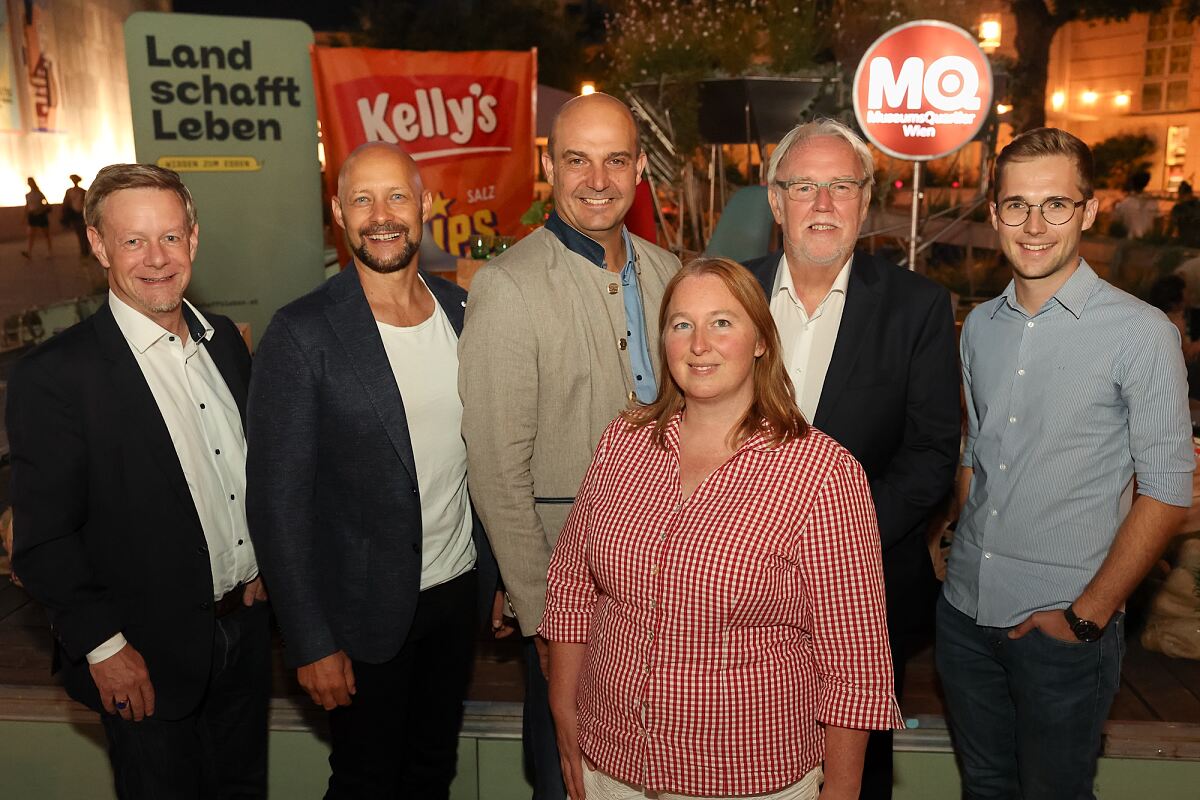 Thomas Buck, Hannes Royer, Michael Tröster, Anita Kamptner, Werner Luksch und Georg Rath